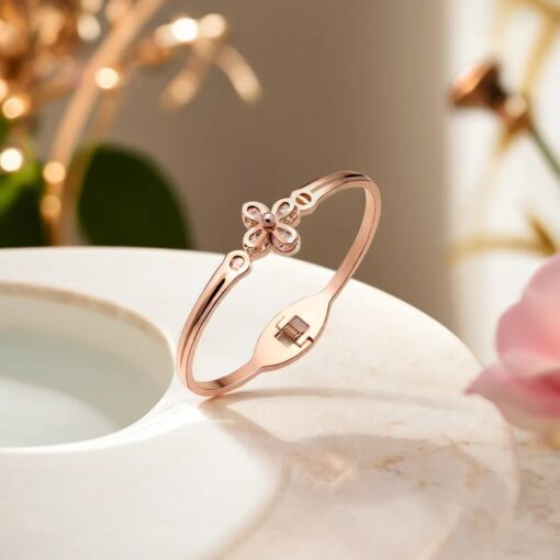 18K Plated Bracelet Flower - Image 3